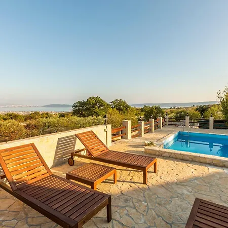 Hacienda Buena Vista Holiday home Kastel Novi