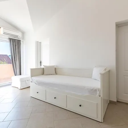 Holiday home Hacienda Buena Vista Kastel Novi