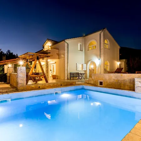 Holiday home Hacienda Buena Vista Kastel Novi