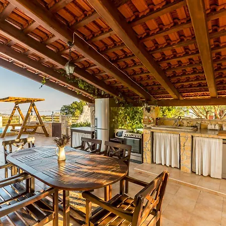Hacienda Buena Vista * Kastel Novi